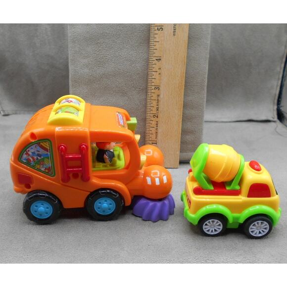 CifToys Push & Go Friction Power Street Sweeper & Small Cement Mixer Lot - Picture 6 of 7